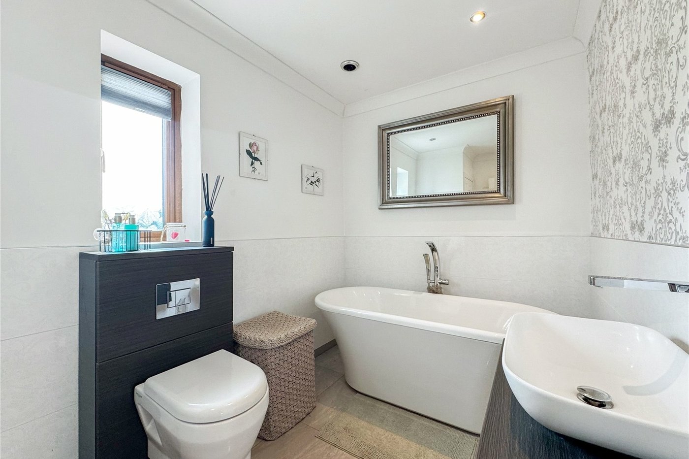 4 bedroom house for sale in Station Road | Robinson Michael & Jackson