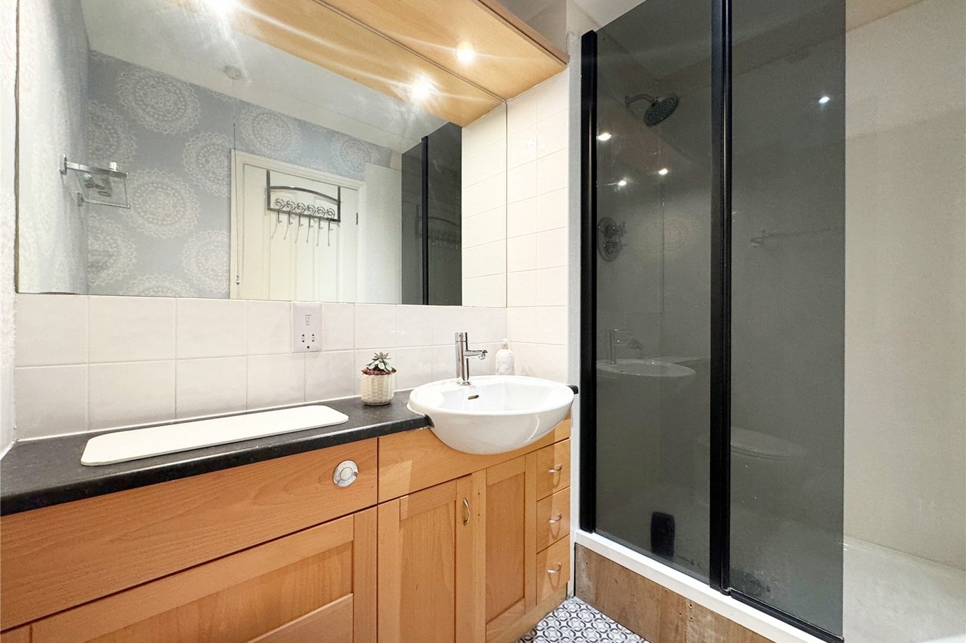 4 bedroom house for sale in Station Road | Robinson Michael & Jackson