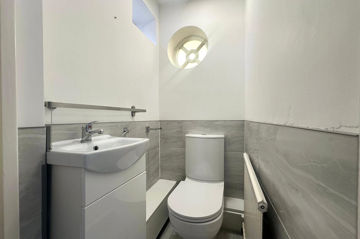 3 bedroom house for sale in Chalk | Robinson Michael & Jackson