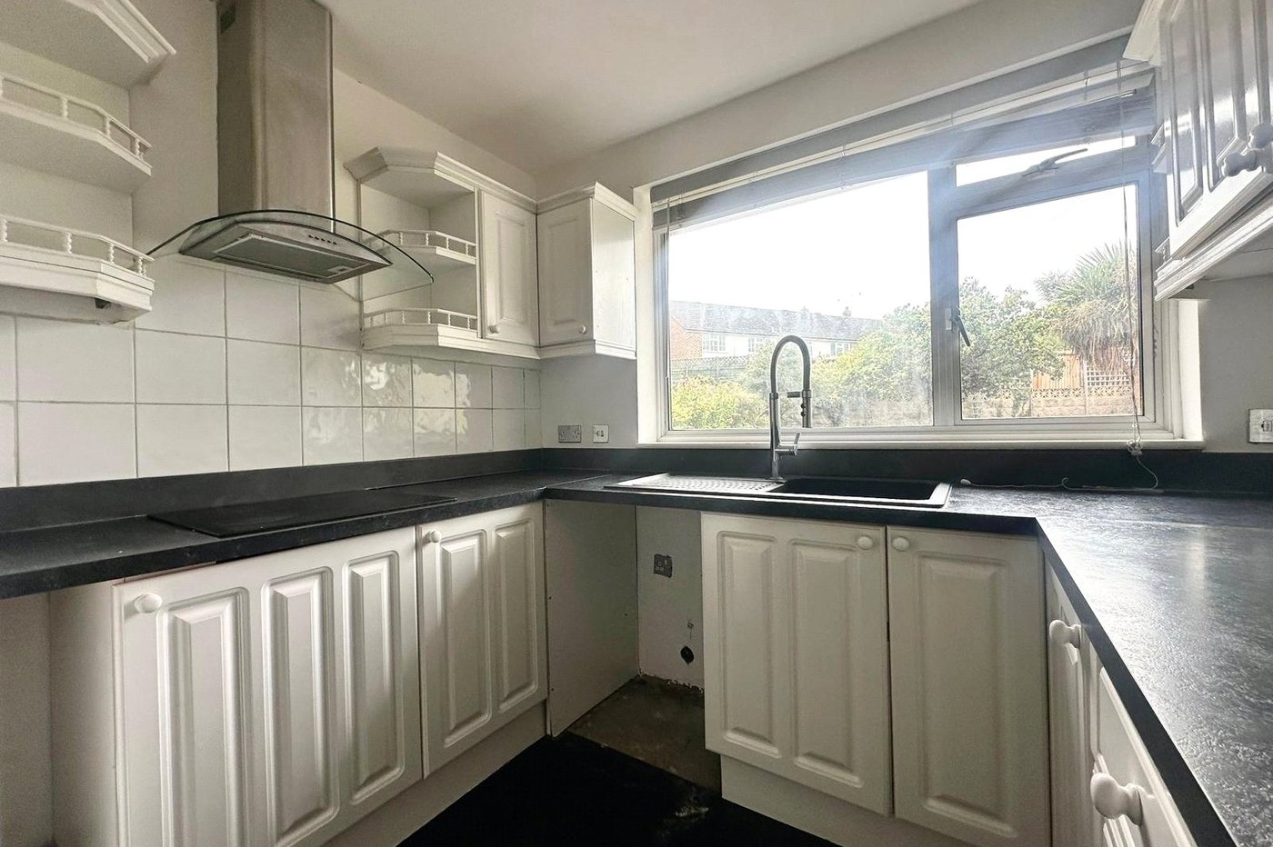 3 bedroom house for sale in Chalk | Robinson Michael & Jackson