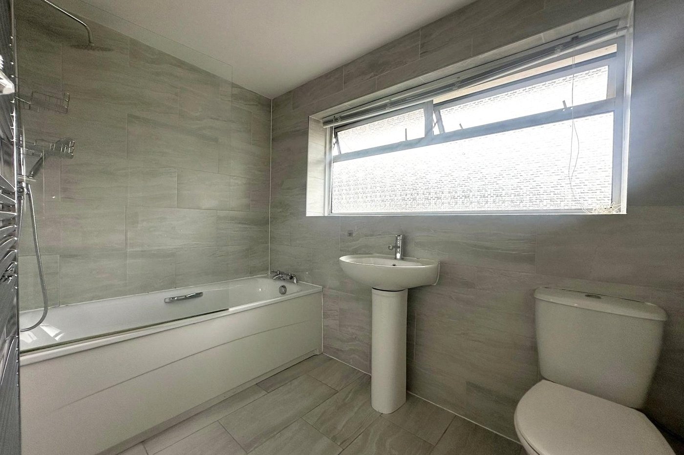 3 bedroom house for sale in Chalk | Robinson Michael & Jackson