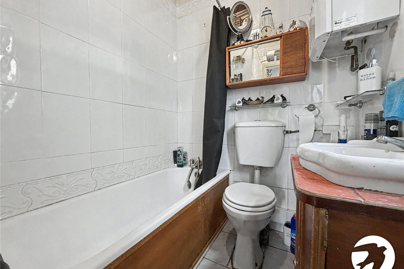 3 bedroom house for sale in Rochester | Robinson Michael & Jackson