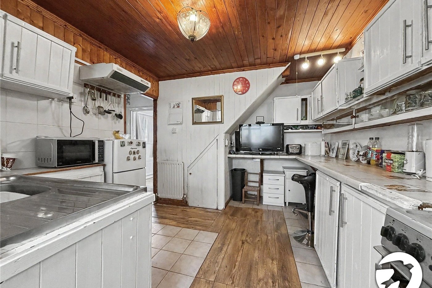 3 bedroom house for sale in Rochester | Robinson Michael & Jackson