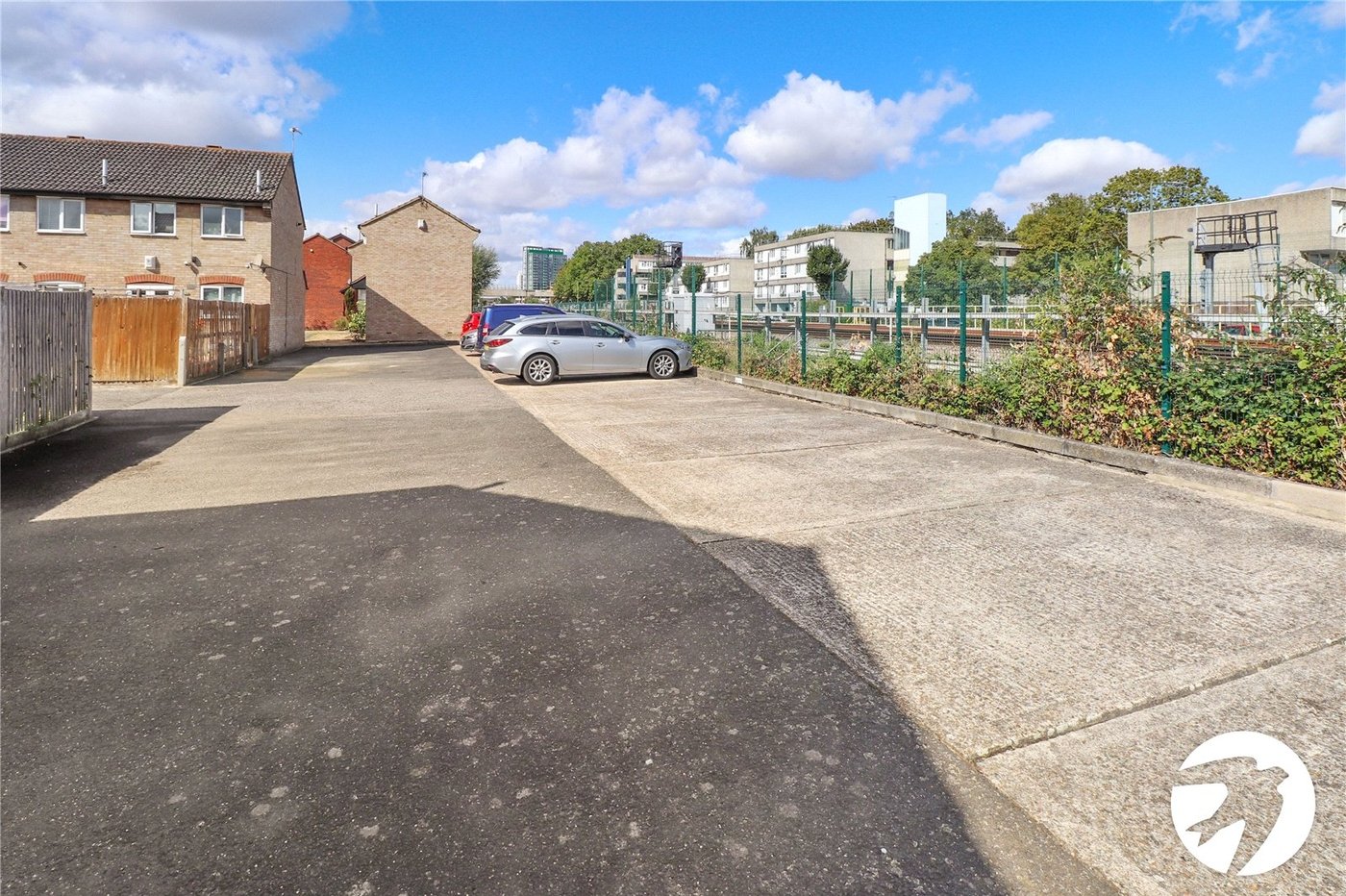 1 bedroom house for sale in Belvedere | Robinson Jackson