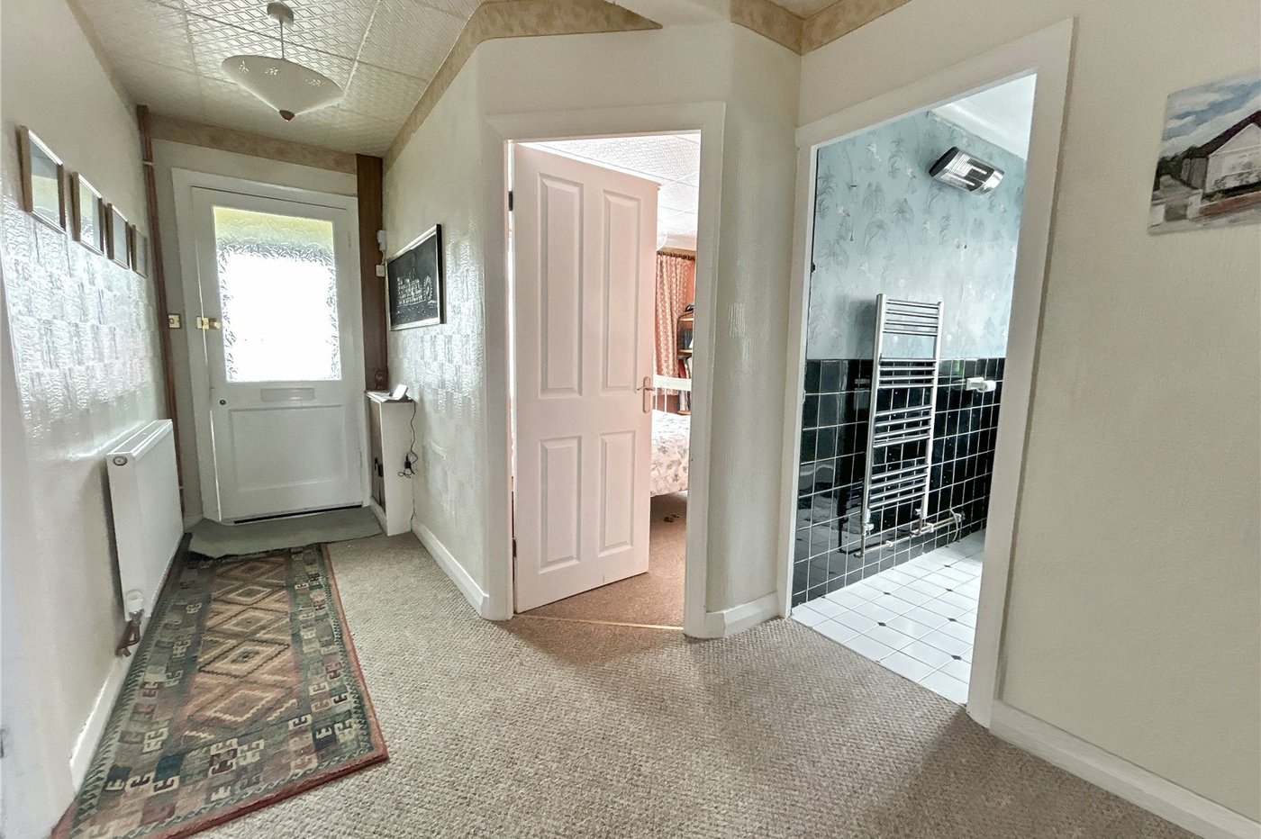 4 bedroom bungalow for sale in Sidcup | Robinson Jackson