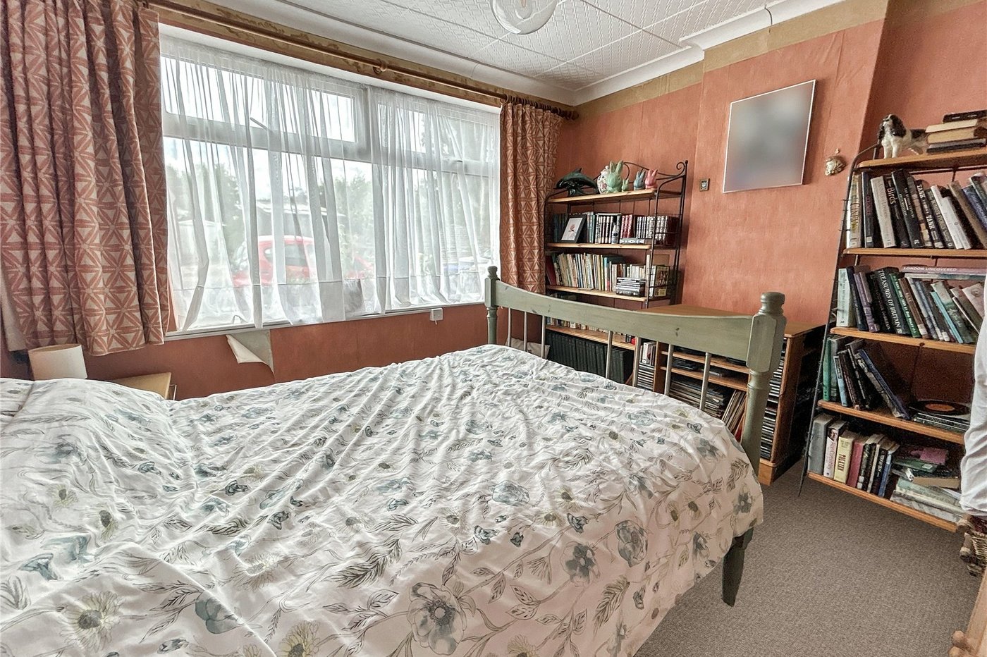 4 bedroom bungalow for sale in Sidcup | Robinson Jackson