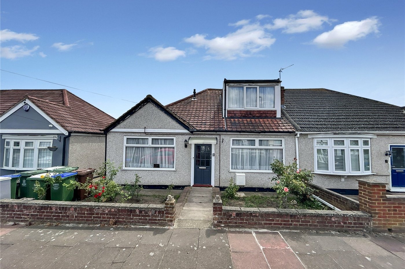 4 bedroom bungalow for sale in Sidcup | Robinson Jackson