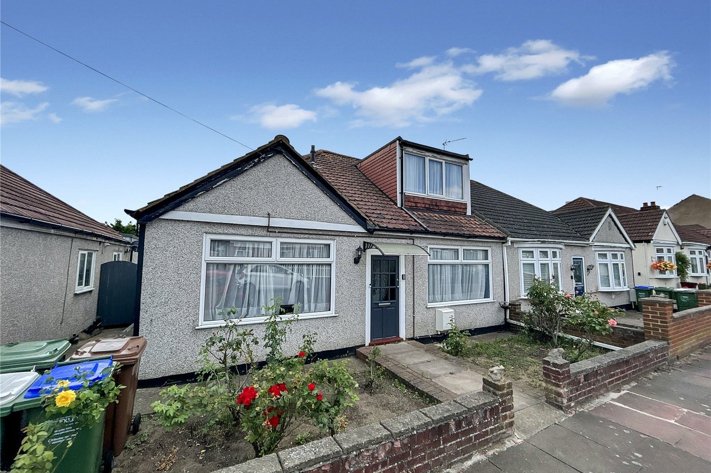 4 bedroom bungalow for sale in Sidcup | Robinson Jackson