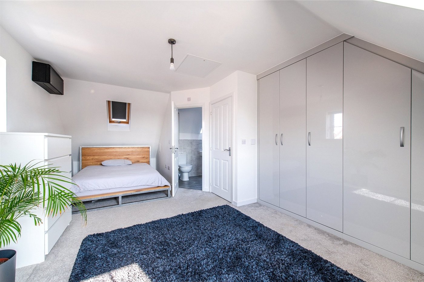 4 bedroom house for sale in Gravesend | Robinson Michael & Jackson