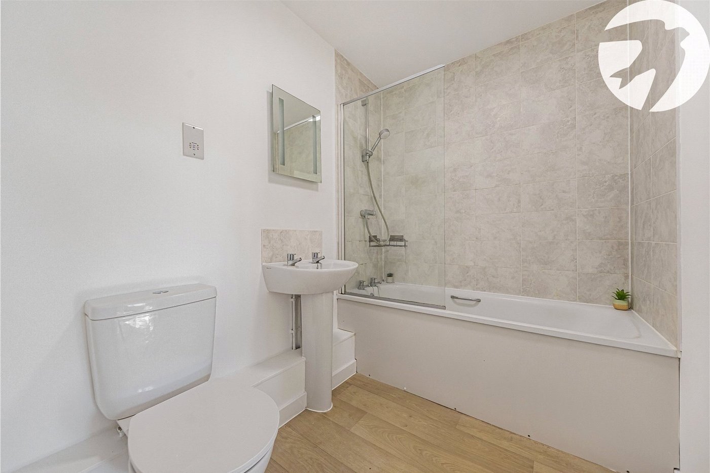 1 bedroom property for sale in Gravesend | Robinson Michael & Jackson