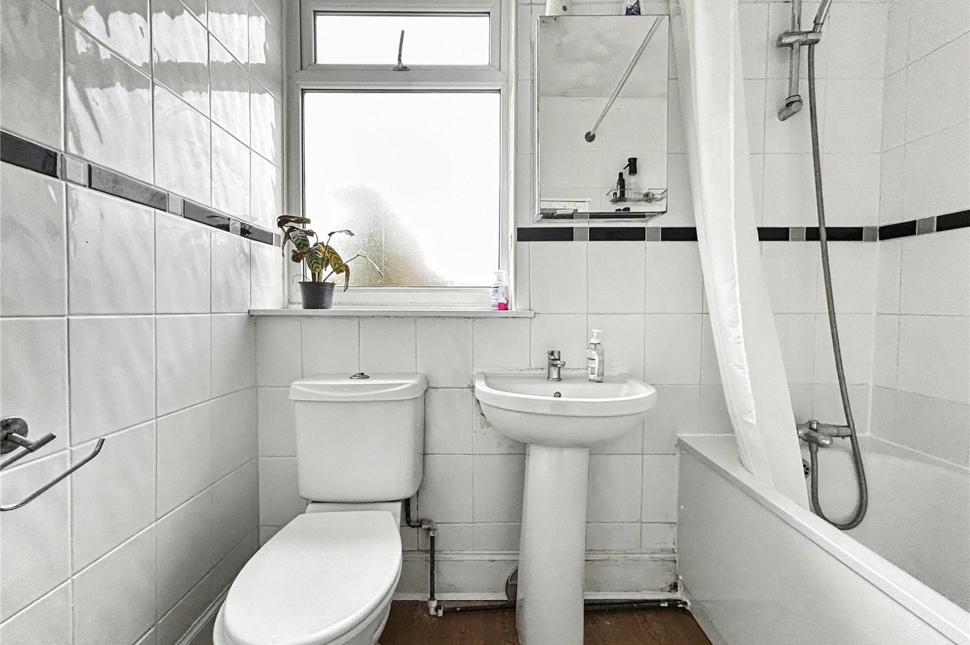 3 bedroom house for sale in Gillingham | Robinson Michael & Jackson