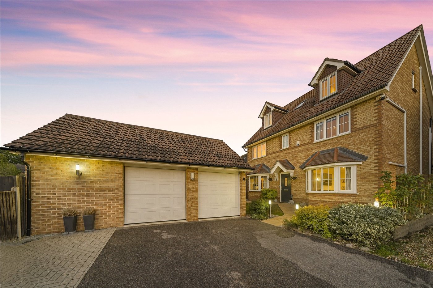 5 bedroom house for sale in Crayford | Robinson Jackson