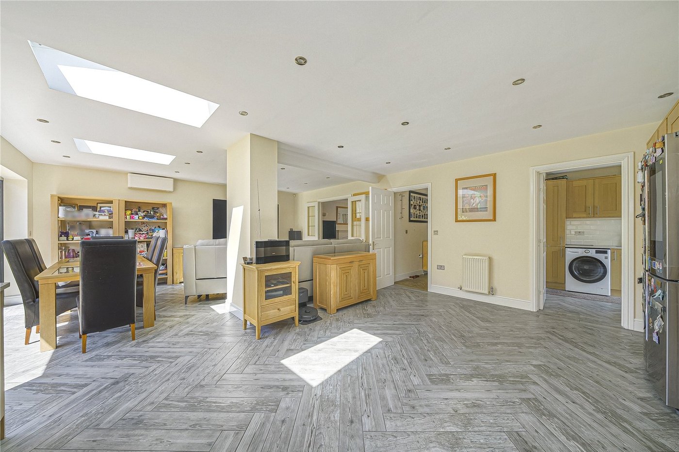 5 bedroom house for sale in Crayford | Robinson Jackson