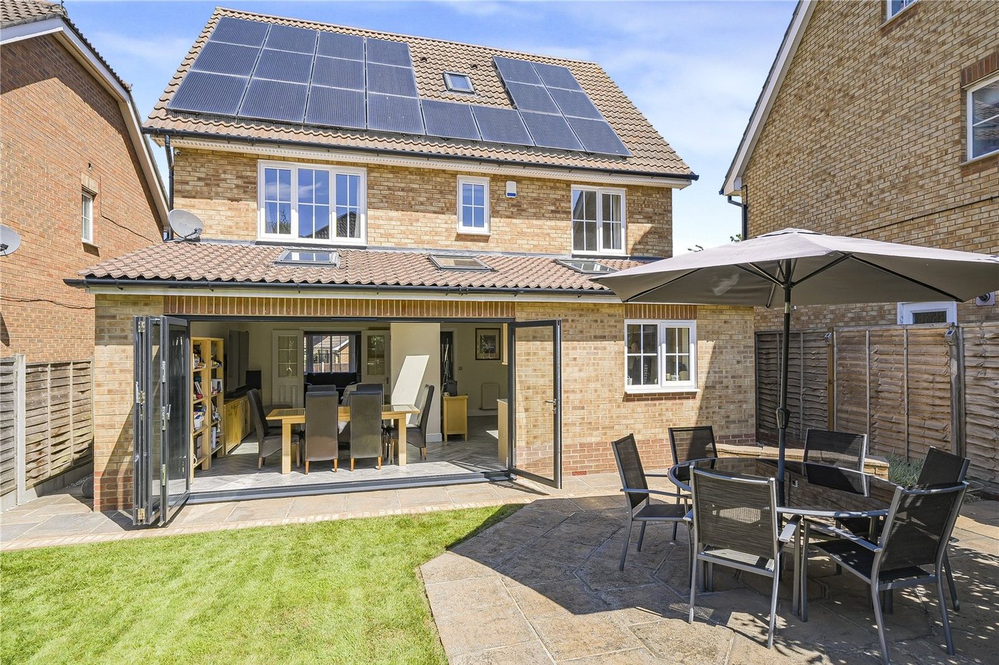 5 bedroom house for sale in Crayford | Robinson Jackson