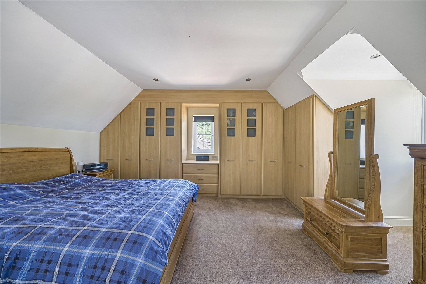 5 bedroom house for sale in Crayford | Robinson Jackson