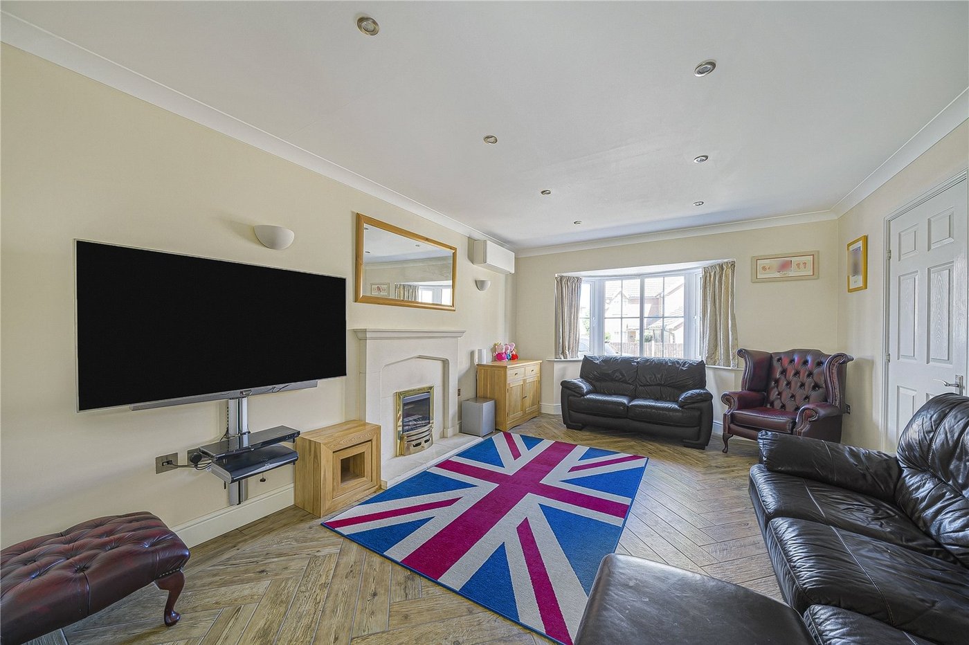 5 bedroom house for sale in Crayford | Robinson Jackson