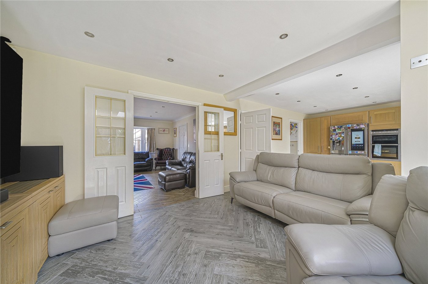 5 bedroom house for sale in Crayford | Robinson Jackson