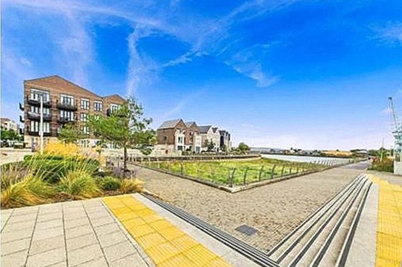 2 bedroom property for sale in Rochester | Robinson Michael & Jackson