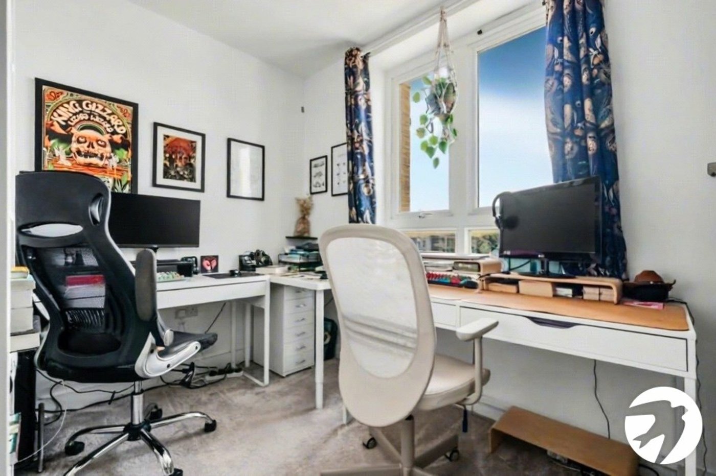 2 bedroom property for sale in Rochester | Robinson Michael & Jackson