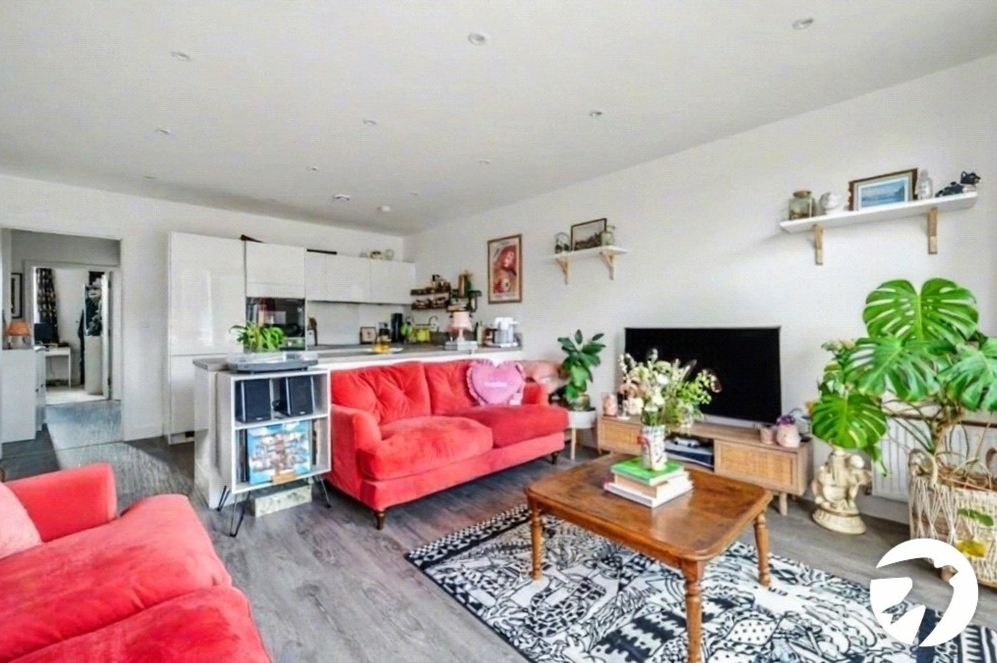 2 bedroom property for sale in Rochester | Robinson Michael & Jackson