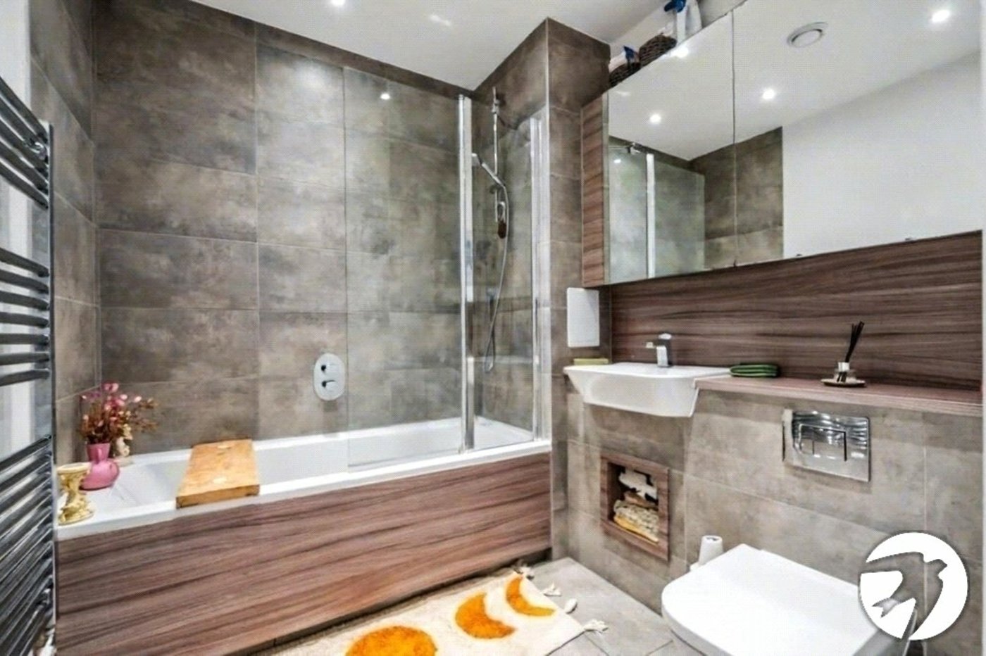 2 bedroom property for sale in Rochester | Robinson Michael & Jackson