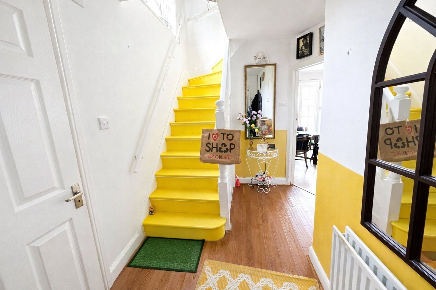 3 bedroom house for sale in Bromley | Robinson Jackson