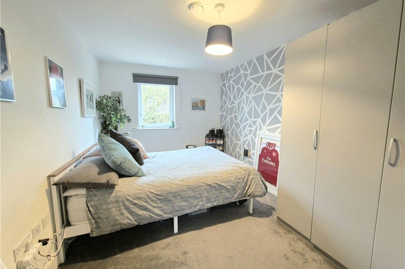 1 bedroom property for sale in Farnborough | Robinson Jackson