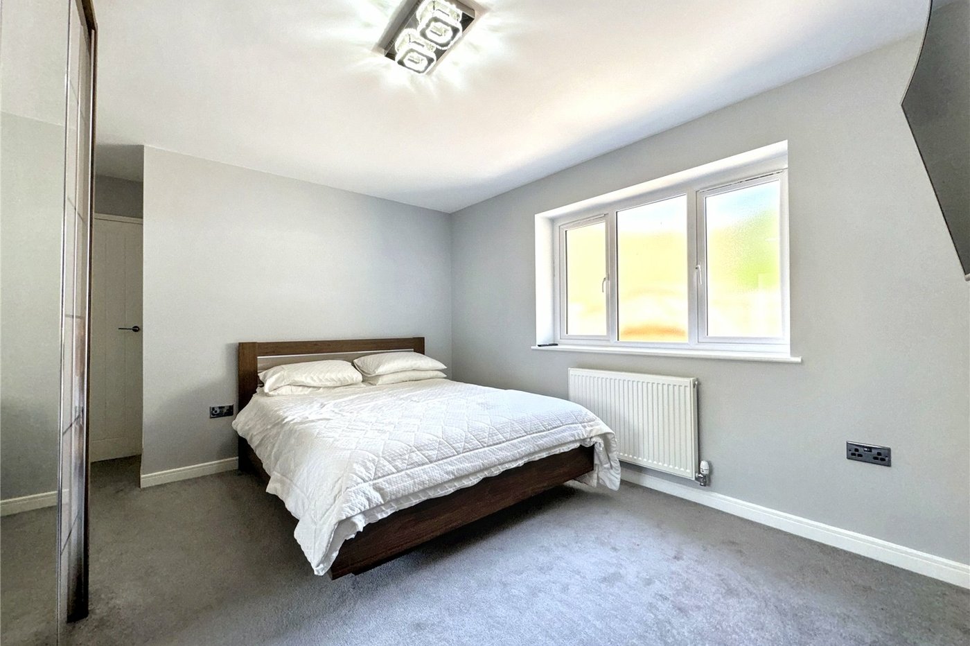 2 bedroom bungalow for sale in Gillingham | Robinson Michael & Jackson