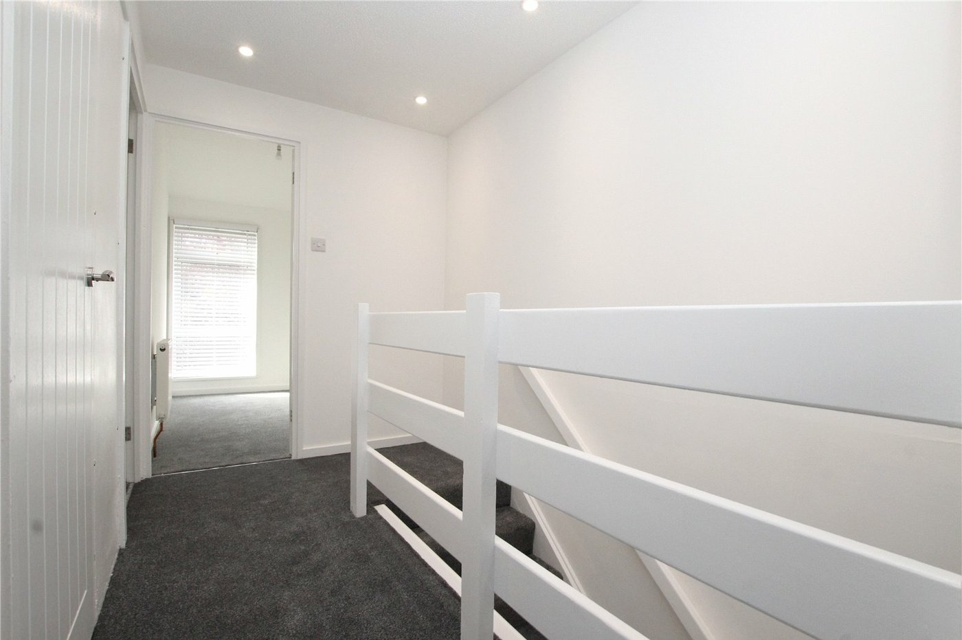 3 bedroom house for sale in London | Robinson Jackson