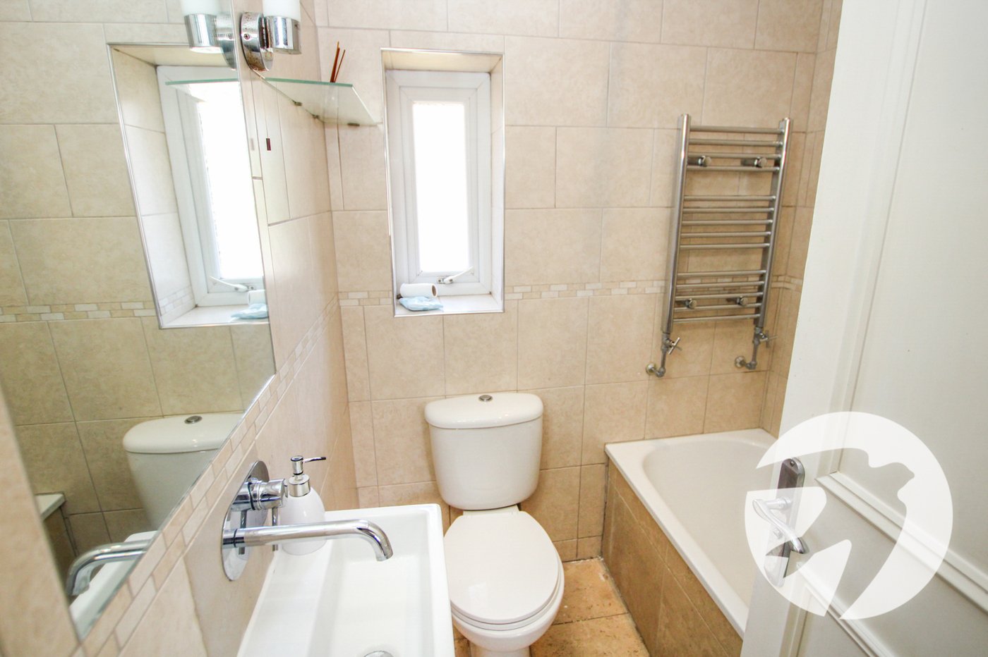 2 bedroom property for sale in Mottingham | Robinson Jackson