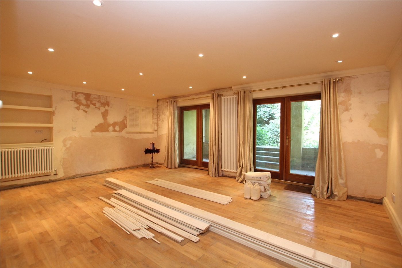 3 bedroom property for sale in Eltham | Robinson Jackson