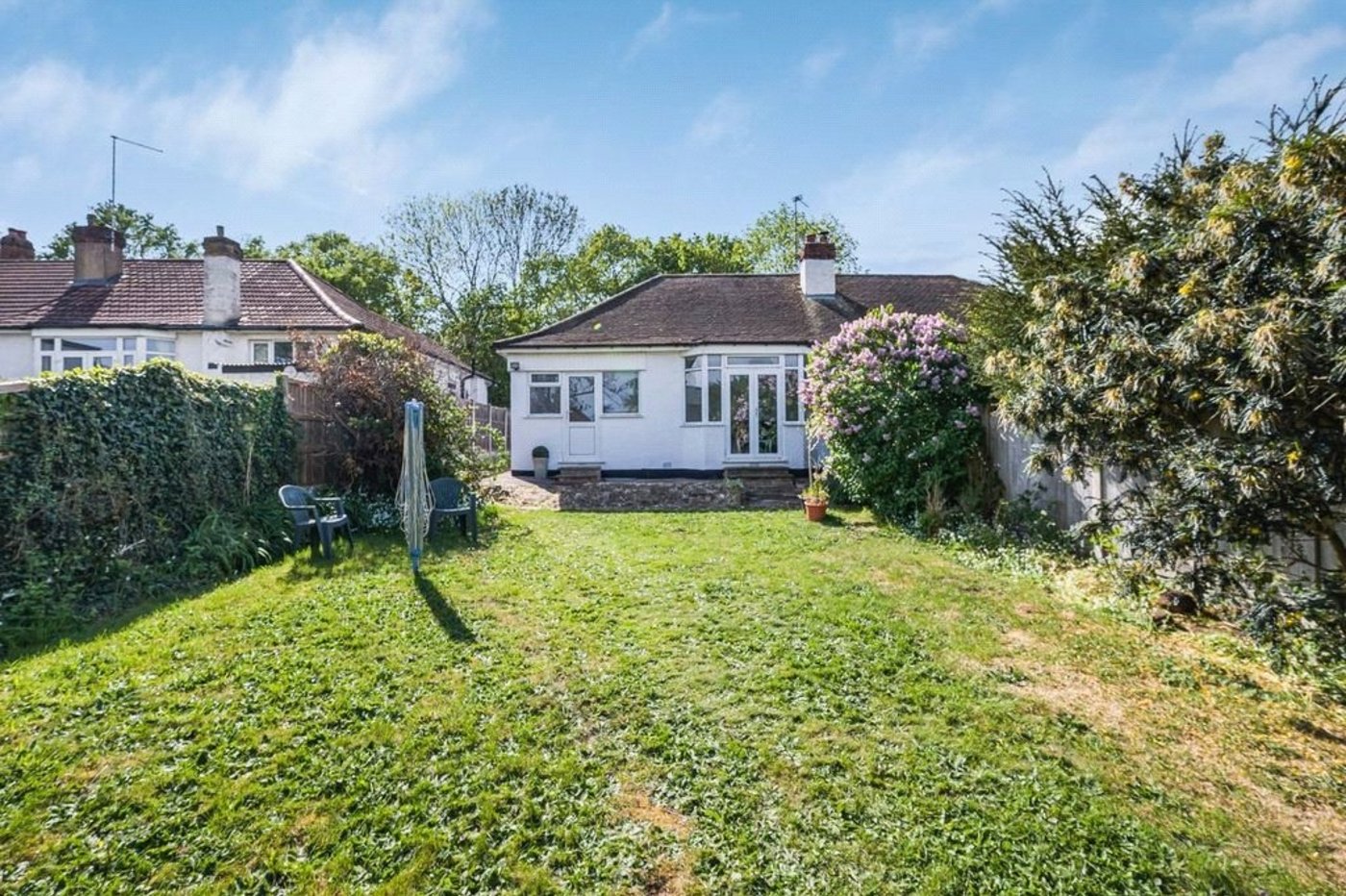 2 bedroom bungalow for sale in Orpington | Robinson Jackson