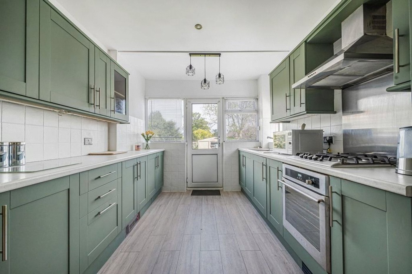 2 bedroom bungalow for sale in Orpington | Robinson Jackson