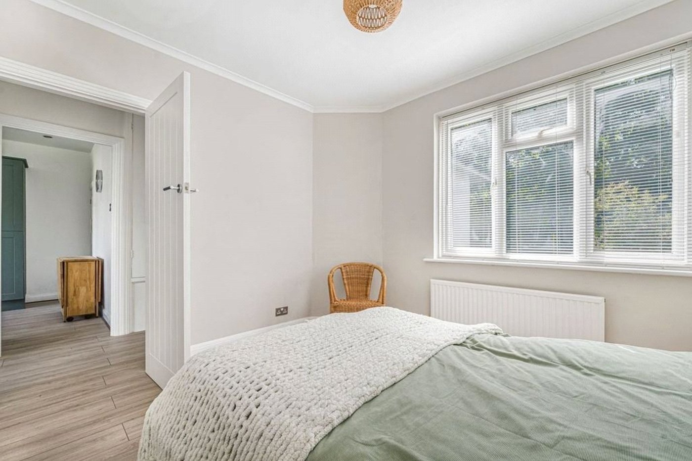2 bedroom bungalow for sale in Orpington | Robinson Jackson