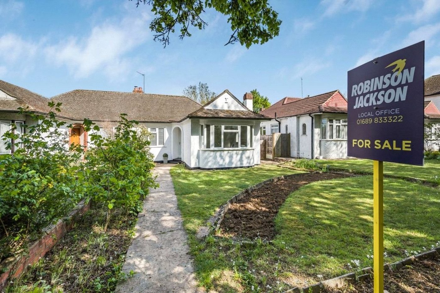 2 bedroom bungalow for sale in Orpington | Robinson Jackson