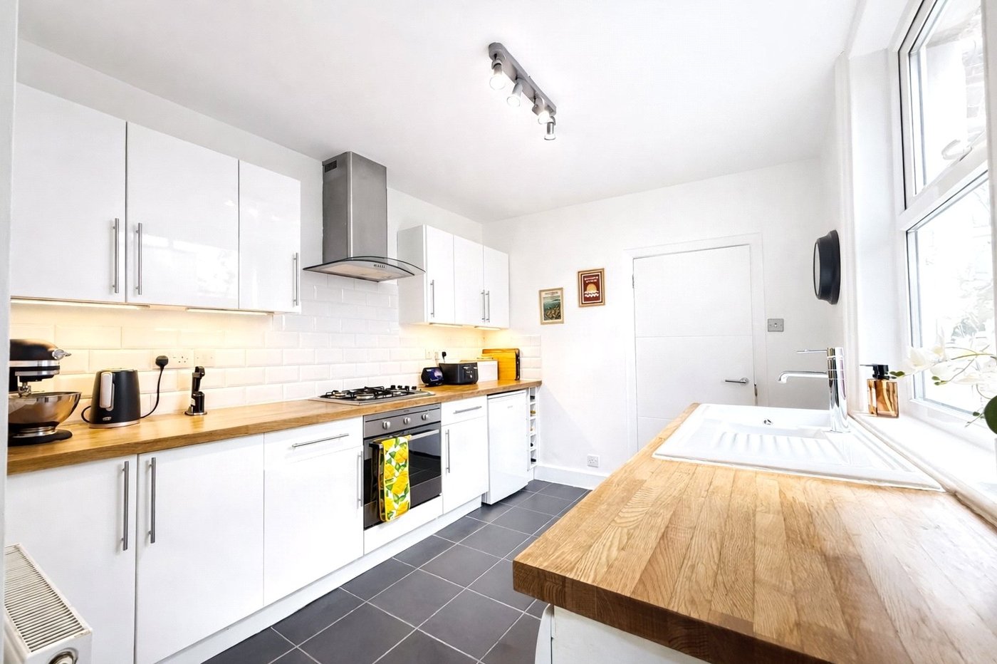 1 bedroom property for sale in London | Robinson Jackson
