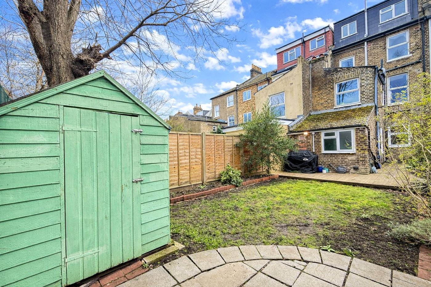 1 bedroom property for sale in London | Robinson Jackson
