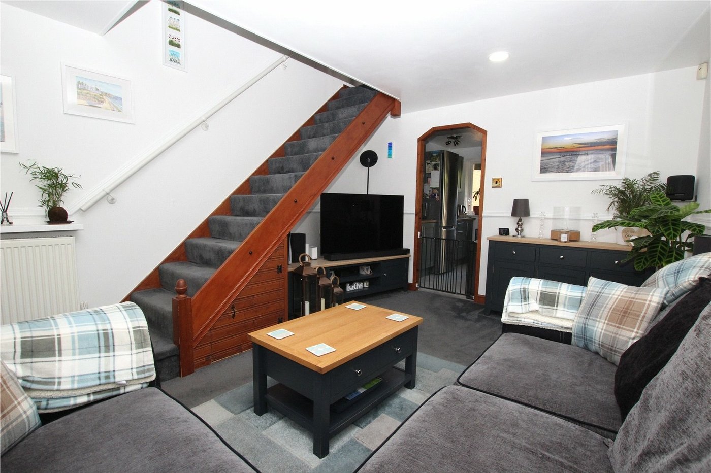 2 bedroom house for sale in Thamesmead | Robinson Jackson
