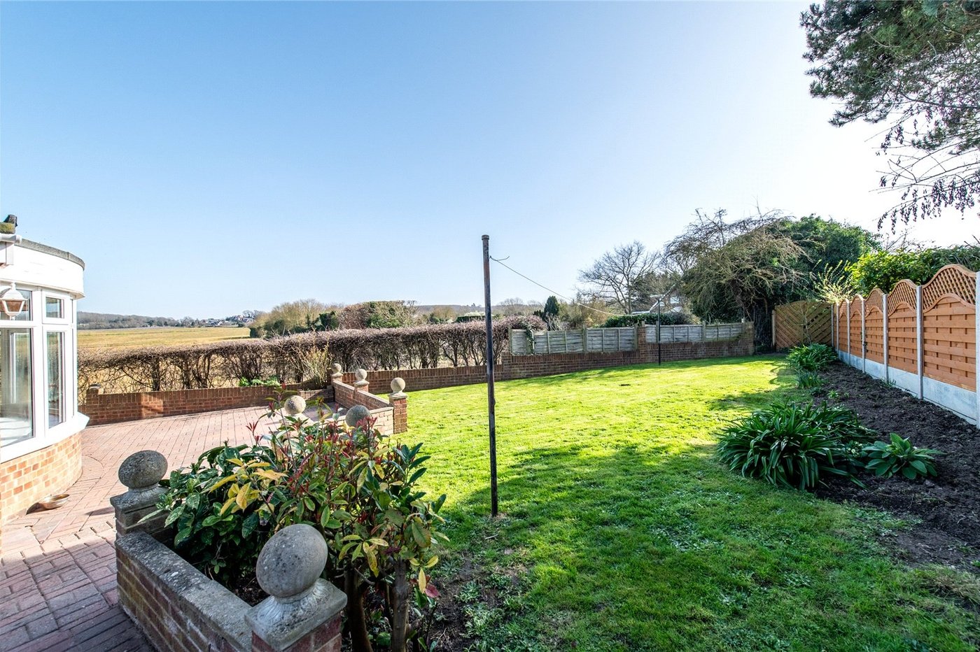 3 bedroom bungalow for sale in Shorne | Robinson Michael & Jackson