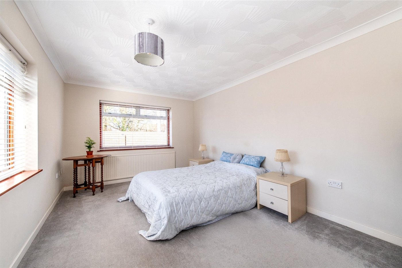 3 bedroom bungalow for sale in Shorne | Robinson Michael & Jackson