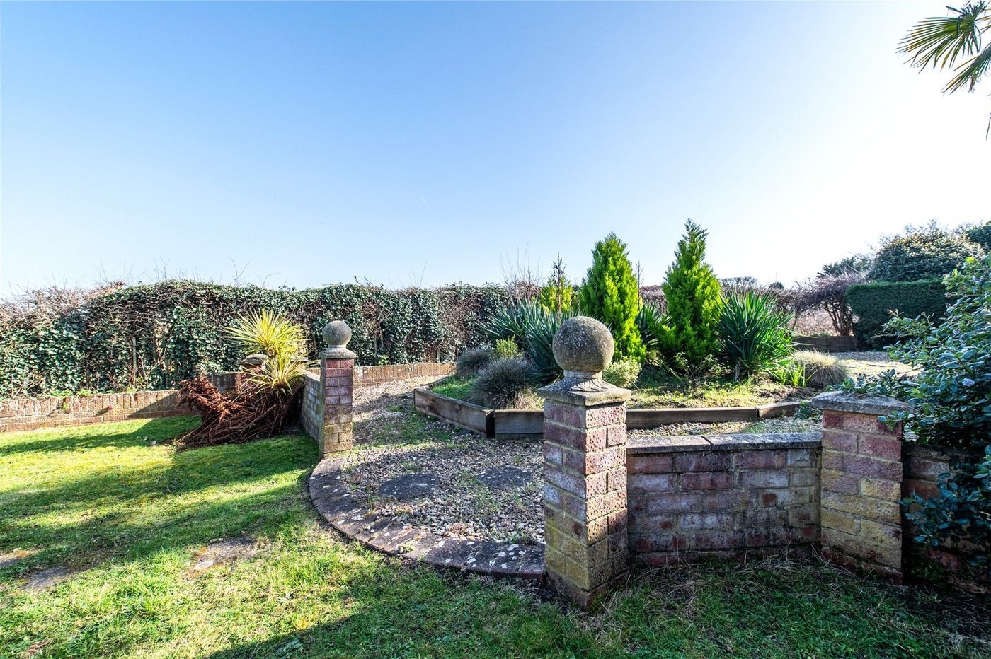 3 bedroom bungalow for sale in Shorne | Robinson Michael & Jackson