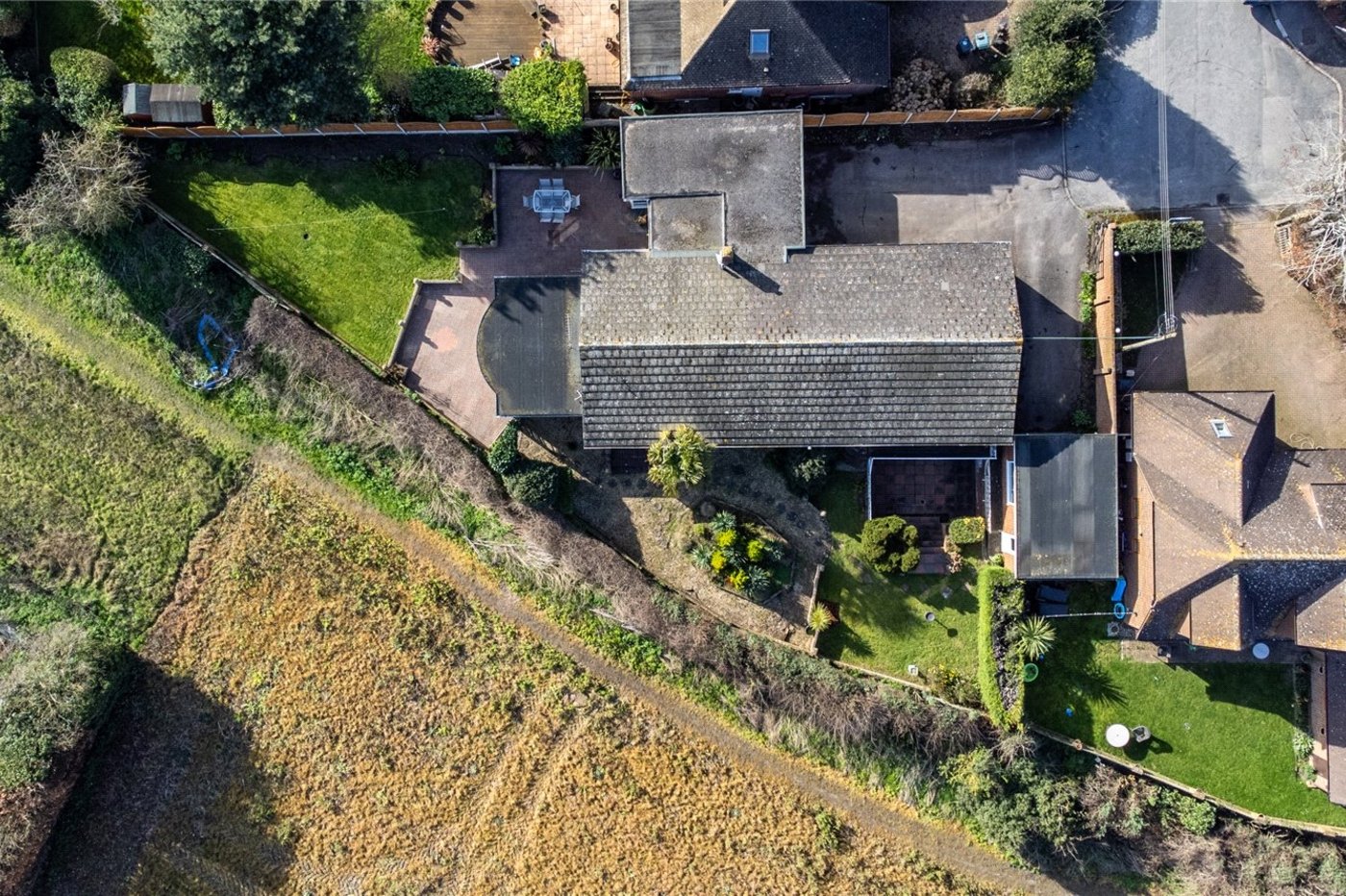 3 bedroom bungalow for sale in Shorne | Robinson Michael & Jackson