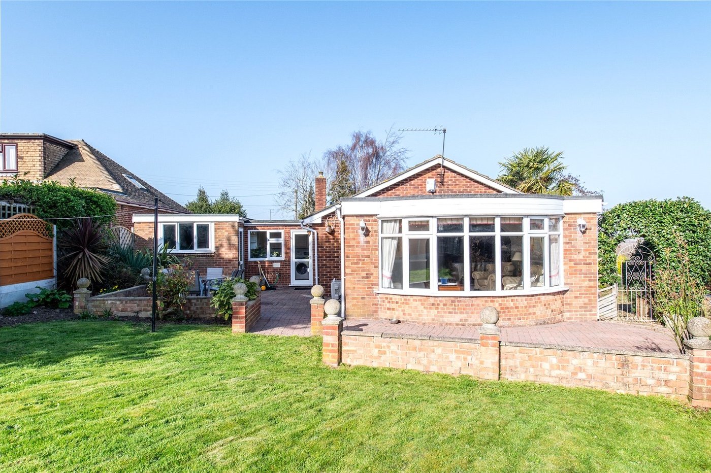 3 bedroom bungalow for sale in Shorne | Robinson Michael & Jackson