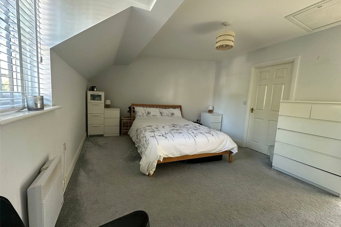 1 bedroom property for sale in Gravesend | Robinson Michael & Jackson
