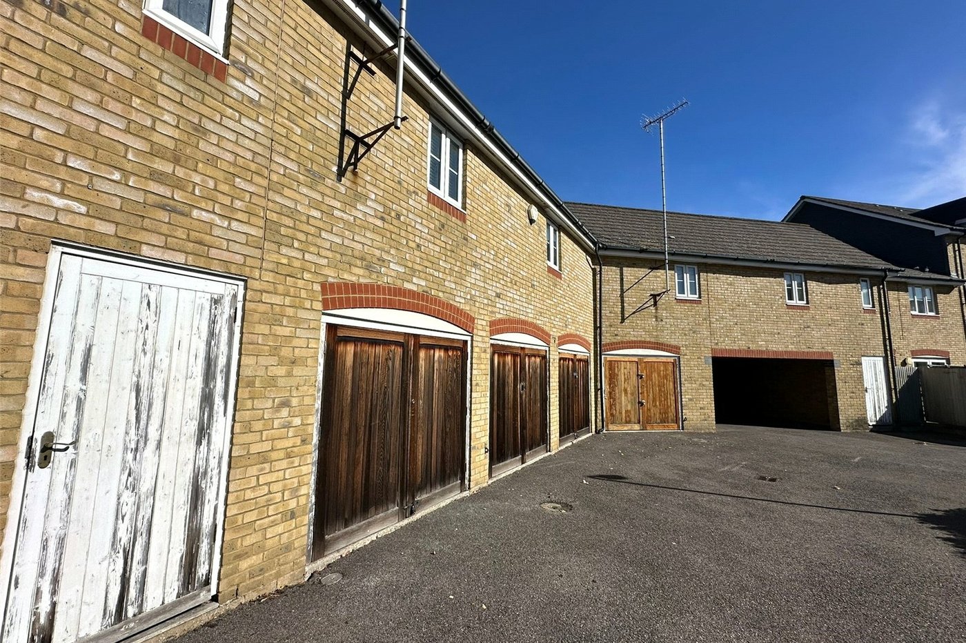 1 bedroom property for sale in Gravesend | Robinson Michael & Jackson