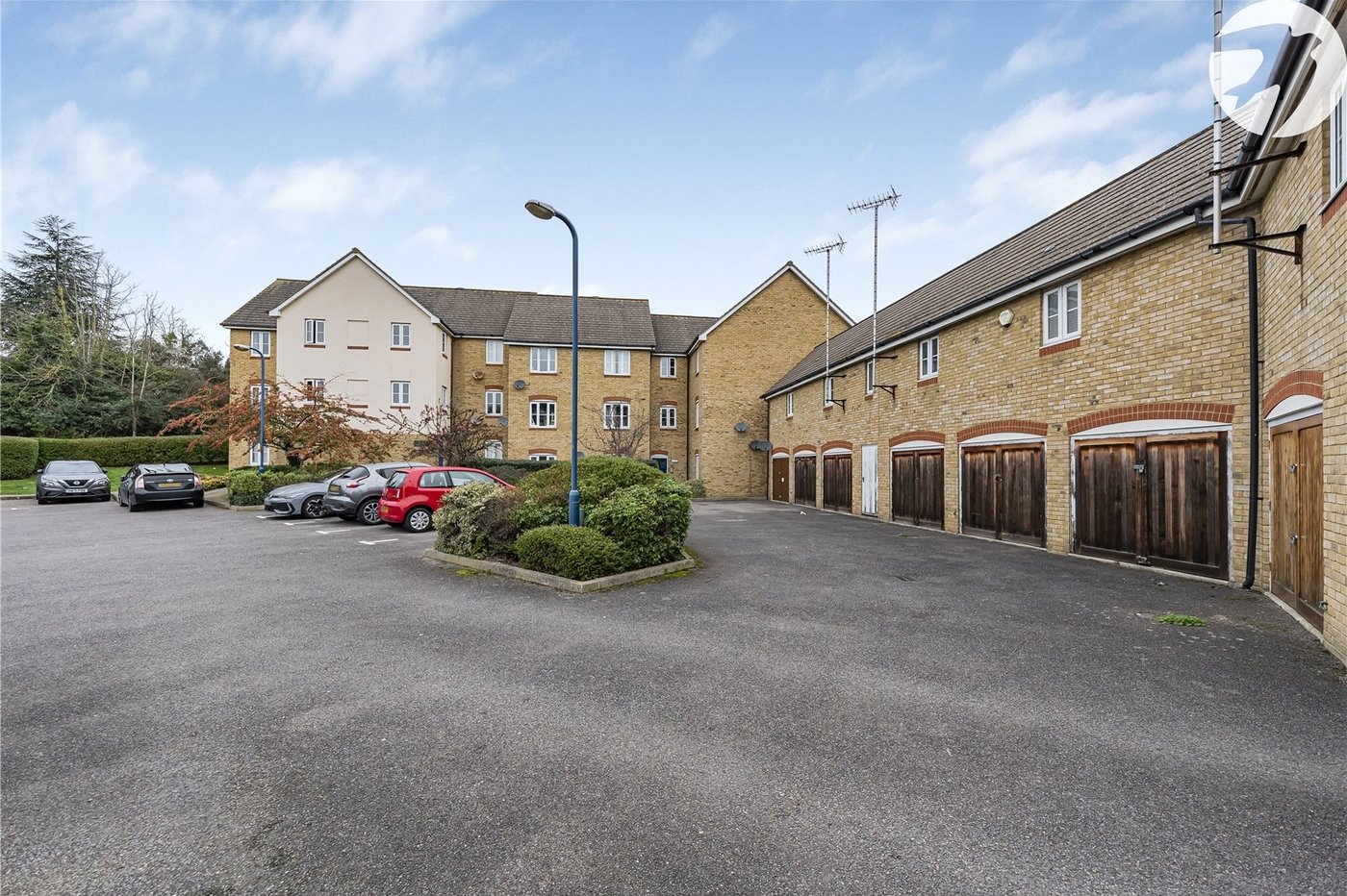 1 bedroom property for sale in Gravesend | Robinson Michael & Jackson