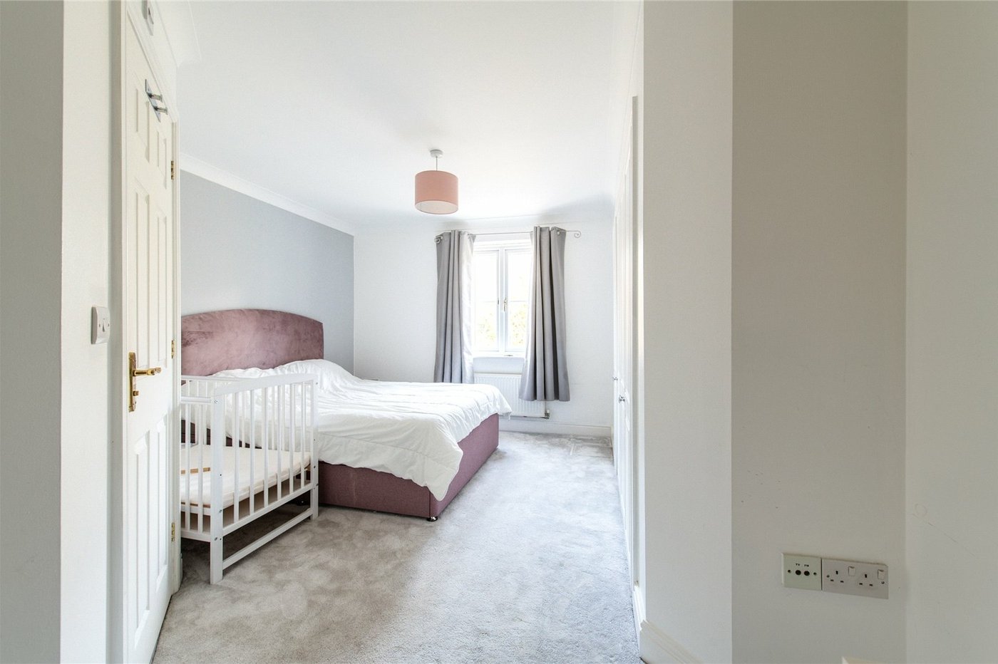 3 bedroom house for sale in Northfleet | Robinson Michael & Jackson