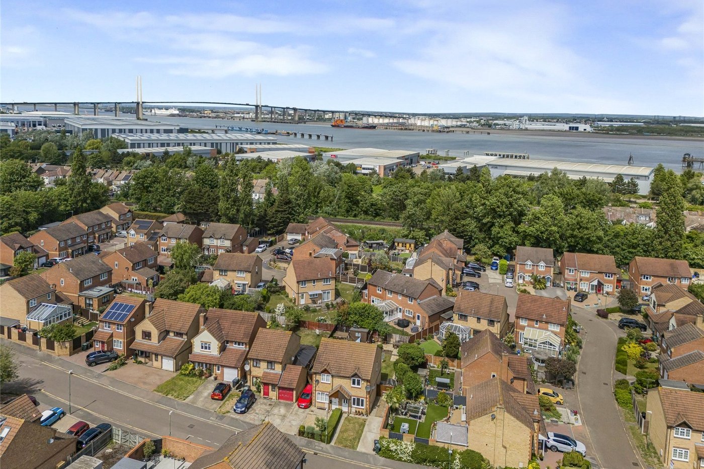 2 bedroom house for sale in Greenhithe | Robinson Jackson