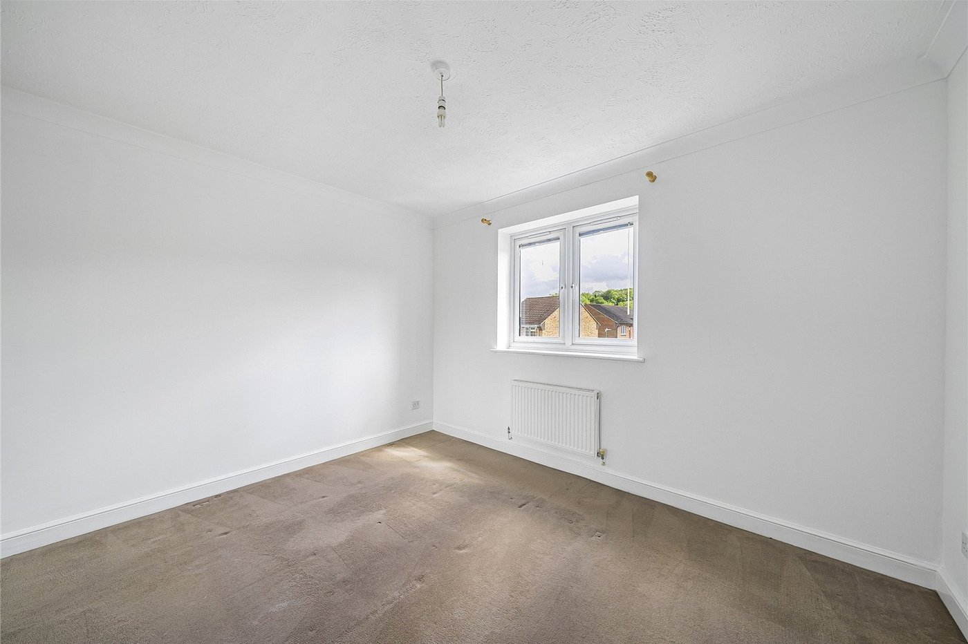 2 bedroom house for sale in Greenhithe | Robinson Jackson