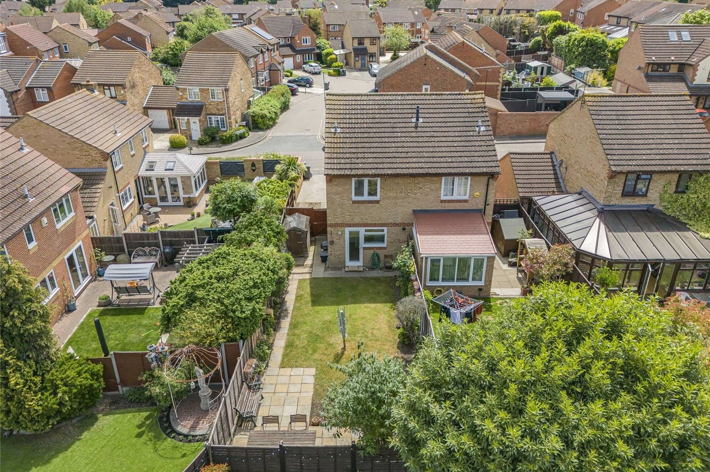 2 bedroom house for sale in Greenhithe | Robinson Jackson